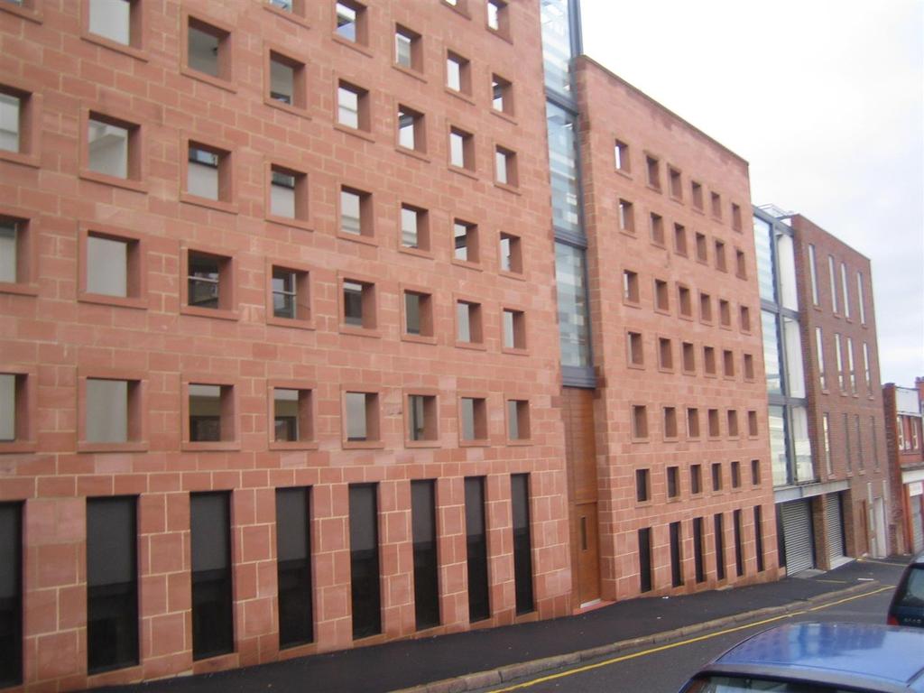 18 Knight Street, Liverpool 2 bed apartment £675 pcm (£156 pw)