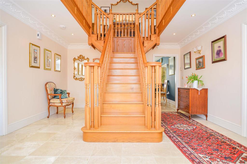 Elizabeth Close, Scotter, Gainsborough 4 bed detached house £680,000