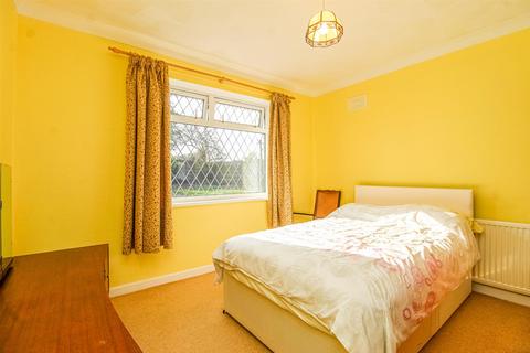 2 bedroom detached bungalow for sale - Greenfield Road, Hemsworth, Pontefract