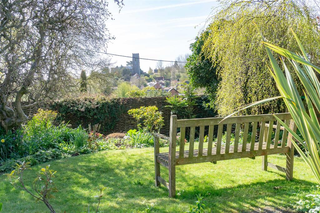 The Corner House, The Street, Kersey 4 bed detached house £800,000