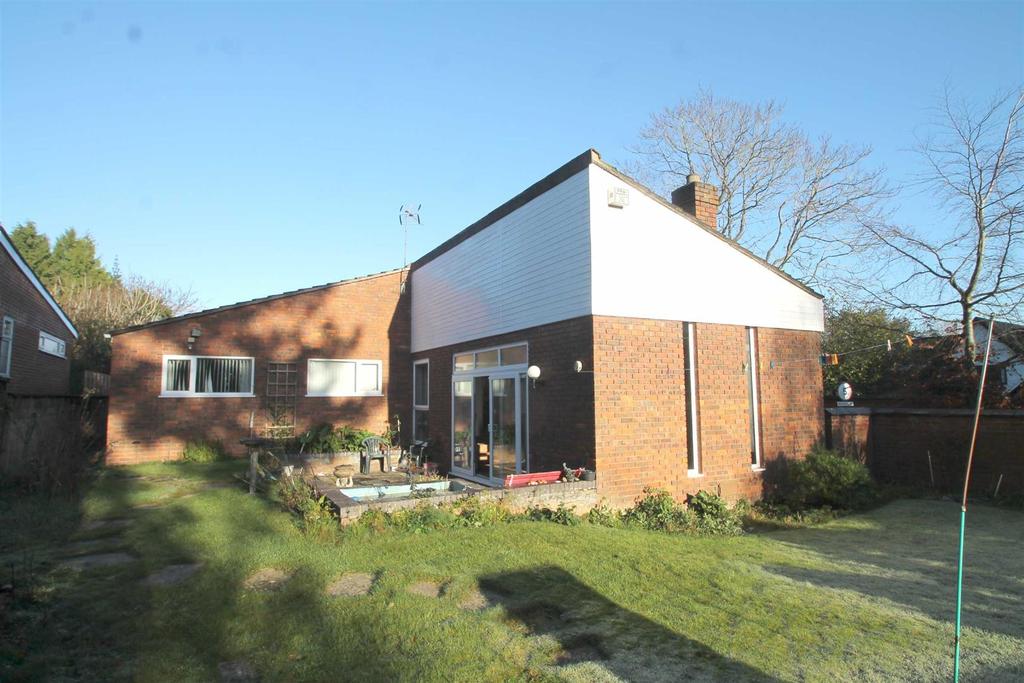 Selly Wick Road, Selly Park, Birmingham 4 bed bungalow £460,000