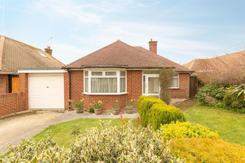 Edmanson Avenue, Margate 3 bed detached bungalow £550,000