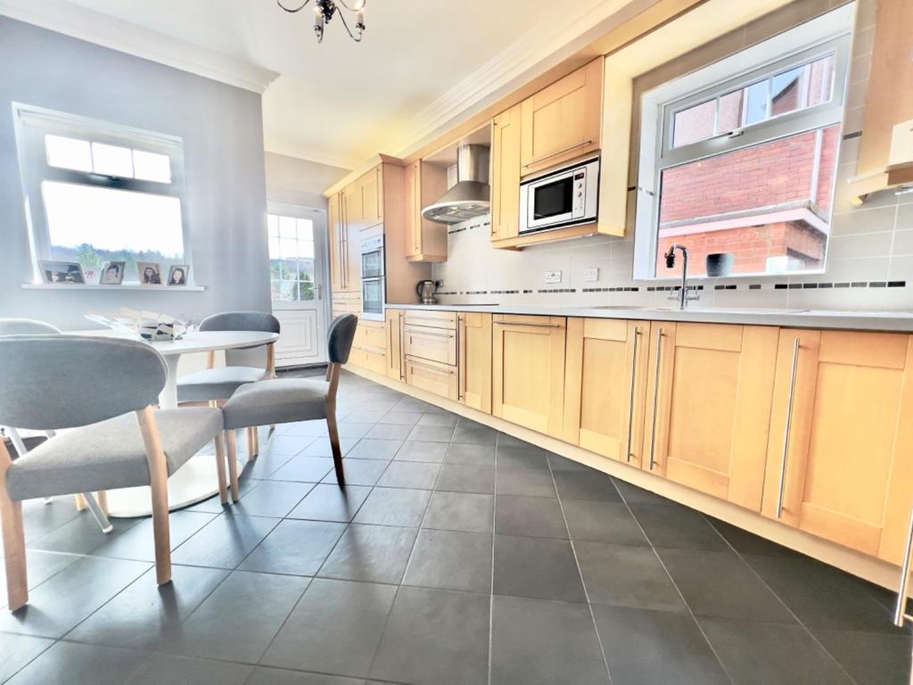 Acton Road, Esh Winning, Durham 4 bed semidetached house £395,000