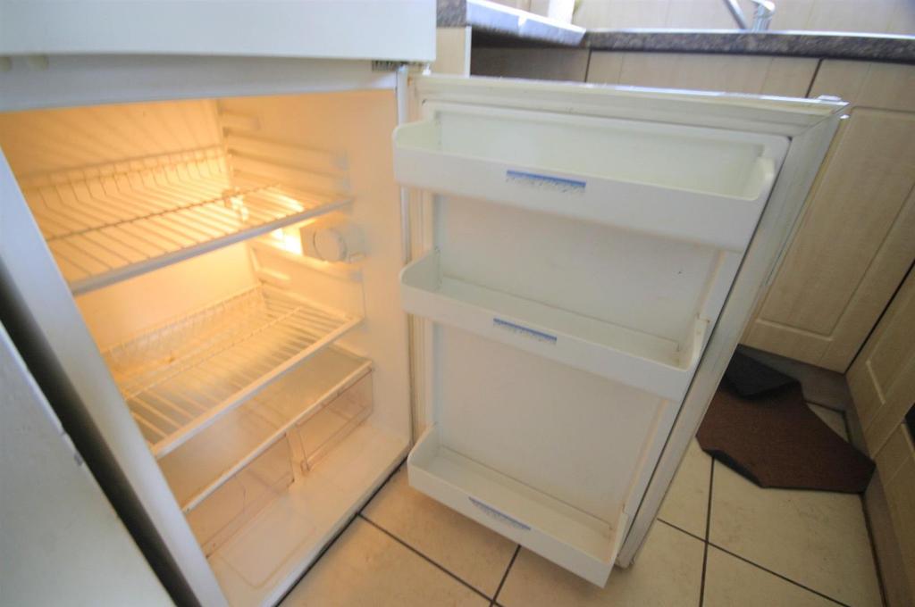 View of Fridge/ Freezer
