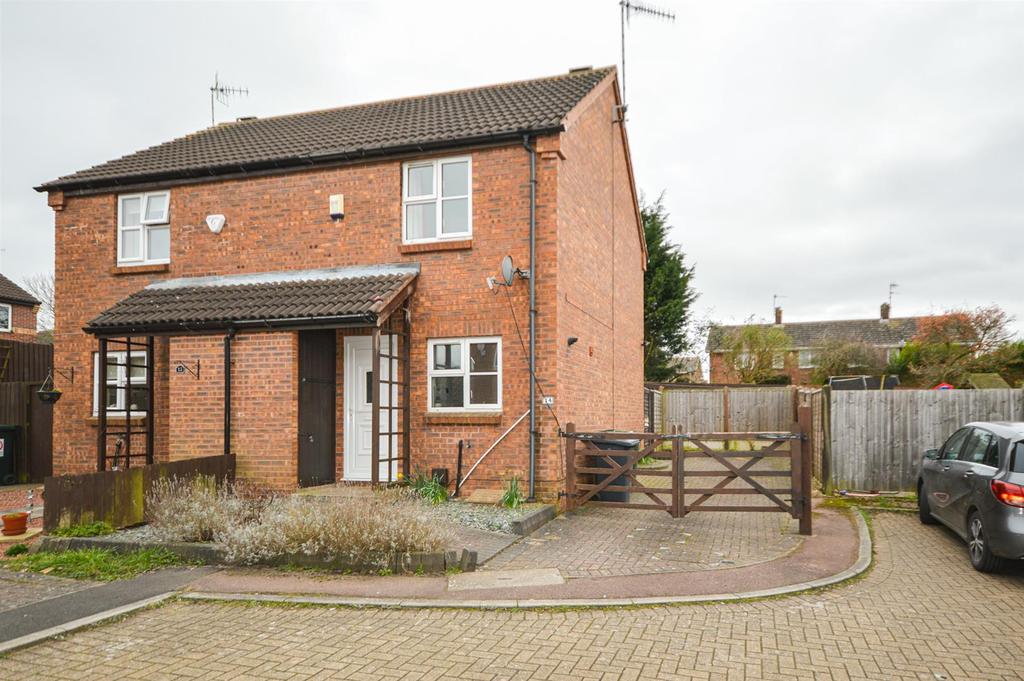Ritchie Close, Cotgrave, Nottingham 2 bed semidetached house £695