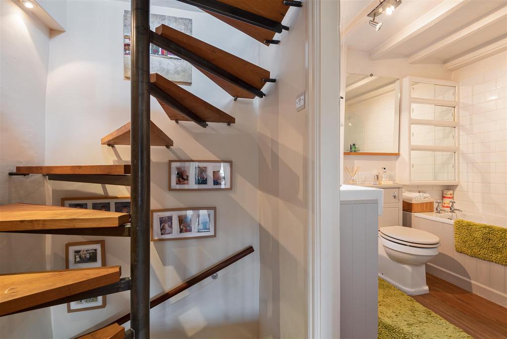 First floor landing