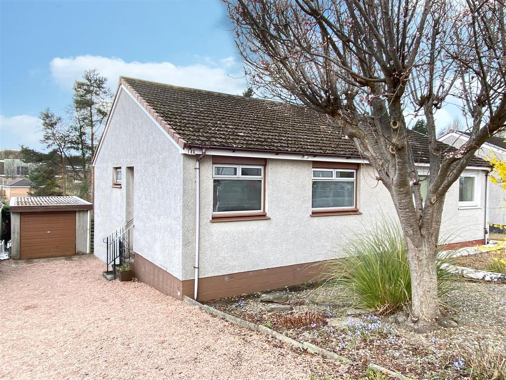 Cedar Drive, Perth PH1 2 bed semidetached house for sale £155,000