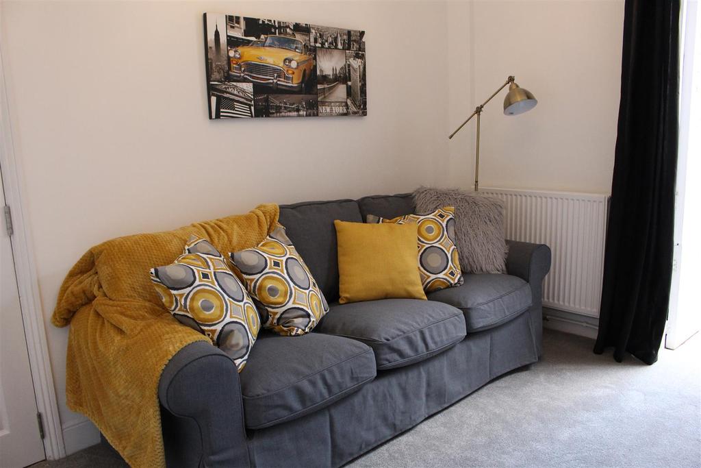 Living Room.JPG