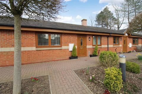 2 bedroom semi-detached bungalow for sale - Bagnall Heights, Bagnall, Stoke-On-Trent