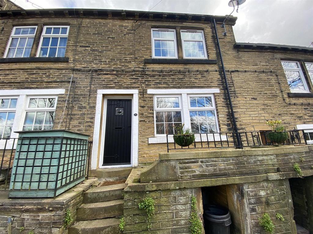 Apple House Terrace, Luddendenfoot 2 bed terraced house £595 pcm (£