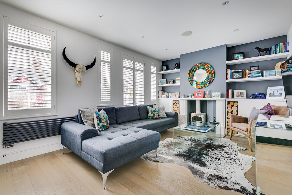 Oxford Avenue, SW20 3 bed £2,750 pcm (£635 pw)
