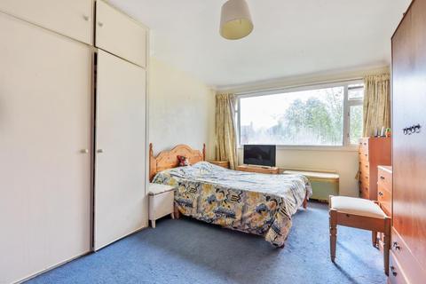 12 Beech Road, Chinnor, OX39 4RB