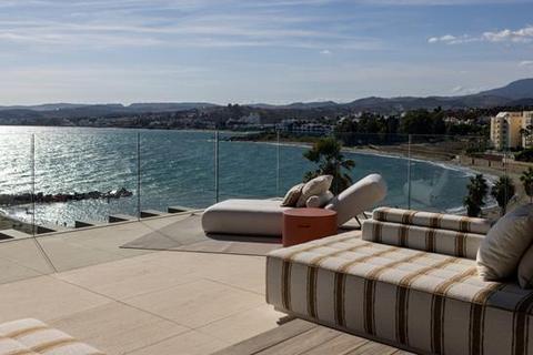 3 bedroom penthouse, Estepona, Malaga