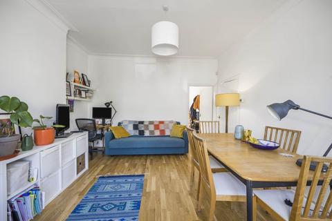 1 bedroom flat to rent, Queen Elizabeth`s Walk, Stoke Newington, N16