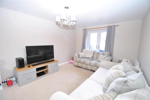 44 Olvega Drive, Buntingford, SG9 9FJ