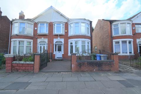 3 bedroom semi-detached house for sale - Kings Road, Old Trafford, M16