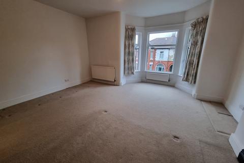 3 bedroom semi-detached house to rent - Langdale Road, Manchester