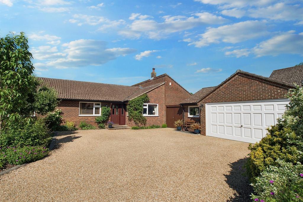 Sturminster Marshall 4 bed detached bungalow for sale £900,000