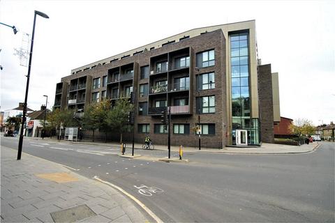 1 bedroom apartment to rent, South End, Croydon, CR0