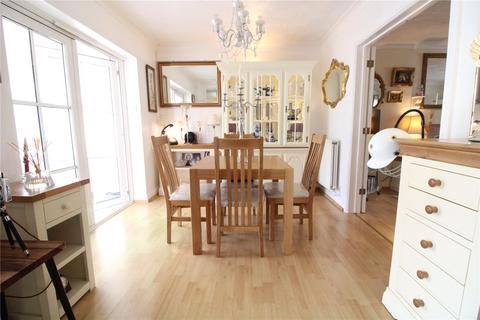 4 bedroom detached house for sale - Wynwards Road, Swindon, Wiltshire, SN25