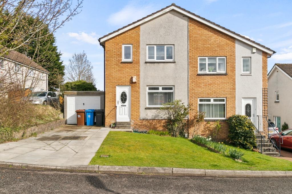 Holly Drive, Dumbarton, West... 3 bed semidetached house £132,500