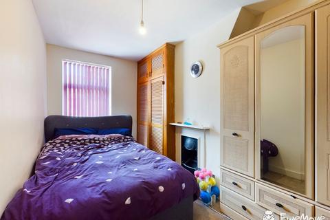 27 Nursery Road, Salisbury, SP2 7HX