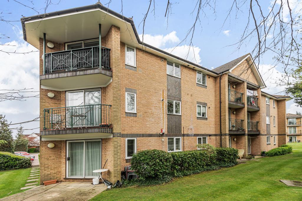 Hedingham Mews, Maidenhead, SL6 2 bed flat - £250,000