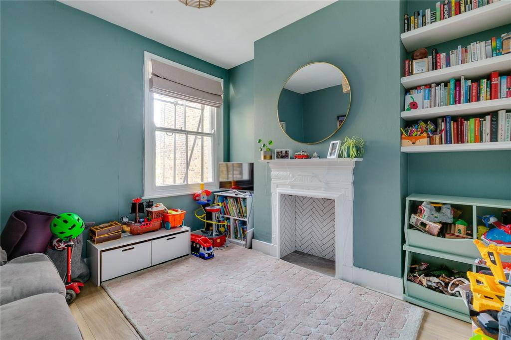 Reception/Bedroom