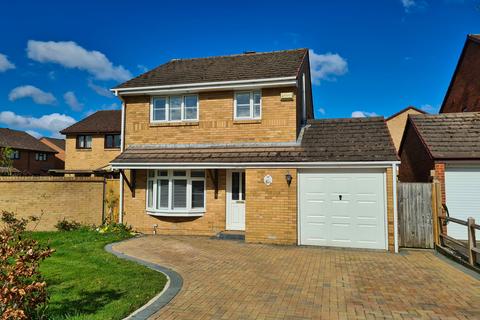 22 Dickens Dell, Totton, Southampton, SO40 8FJ