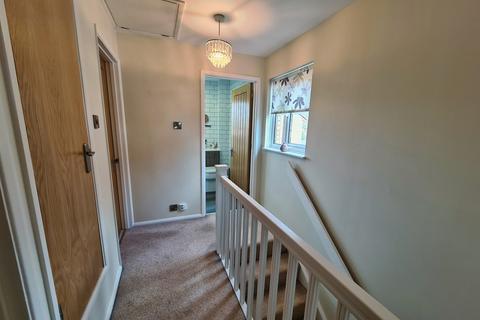 22 Dickens Dell, Totton, Southampton, SO40 8FJ