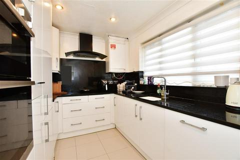 3 bedroom detached house for sale - Colson Road, Loughton, Essex