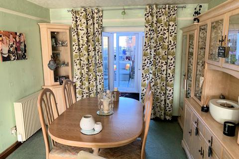 32 Maes Egryn, Llanegryn, Tywyn, LL36 9SH