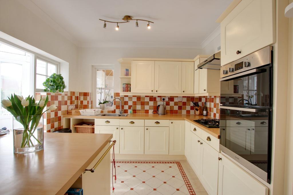 Kitchen area