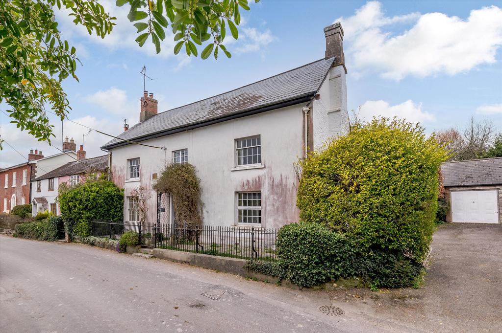 Manor Farmhouse, Cattistock... 5 bed semidetached house £895,000