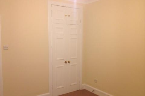 2 bedroom flat to rent, Brighton Street, Central, Edinburgh, EH1