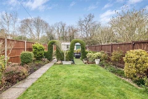 2 Hillier Close, New Barnet, Barnet, EN5 1BE