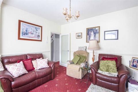 2 Hillier Close, New Barnet, Barnet, EN5 1BE