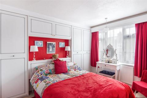 2 Hillier Close, New Barnet, Barnet, EN5 1BE