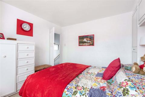 2 Hillier Close, New Barnet, Barnet, EN5 1BE