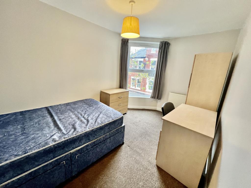 Room 7, 1a Elmsley Street