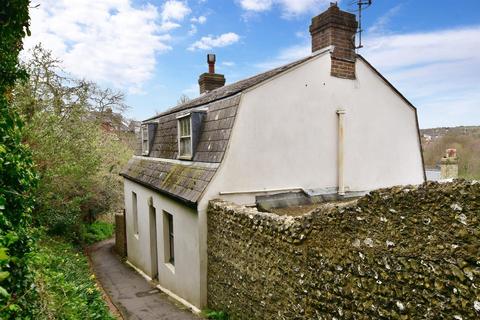 Castle Cottage Castle Lane, Lewes, BN7 1YU