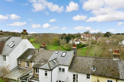 Castle Cottage Castle Lane, Lewes, BN7 1YU