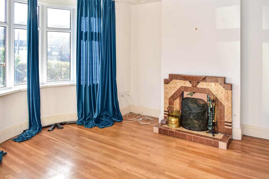 Westfield Avenue, Bridgend, Bridgend... 3 bed semidetached house £