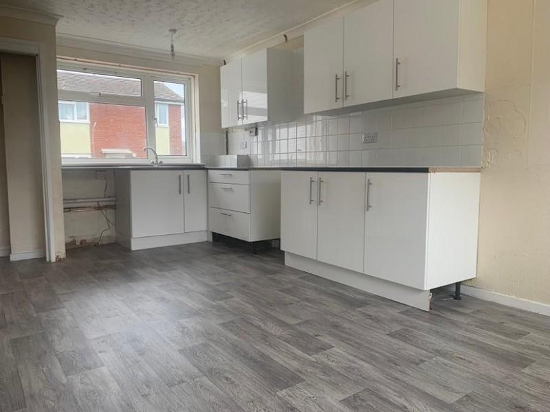 Kitchen / Breakfast Room