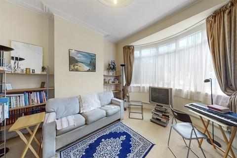 44 Clifton Road, London, N3 2AR