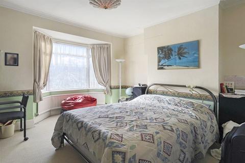 44 Clifton Road, London, N3 2AR