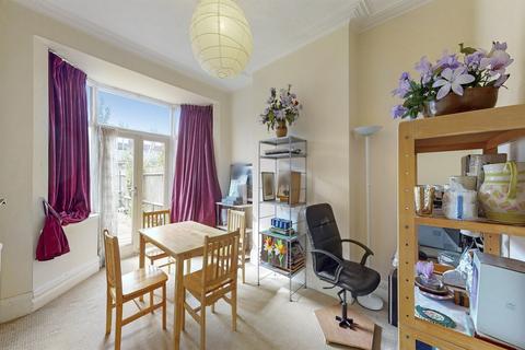 44 Clifton Road, London, N3 2AR