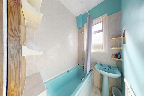 44 Clifton Road, London, N3 2AR