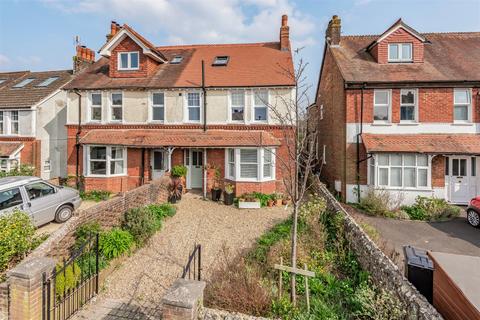 4 bedroom semi-detached house for sale - Summersdale Road, Chichester, PO19