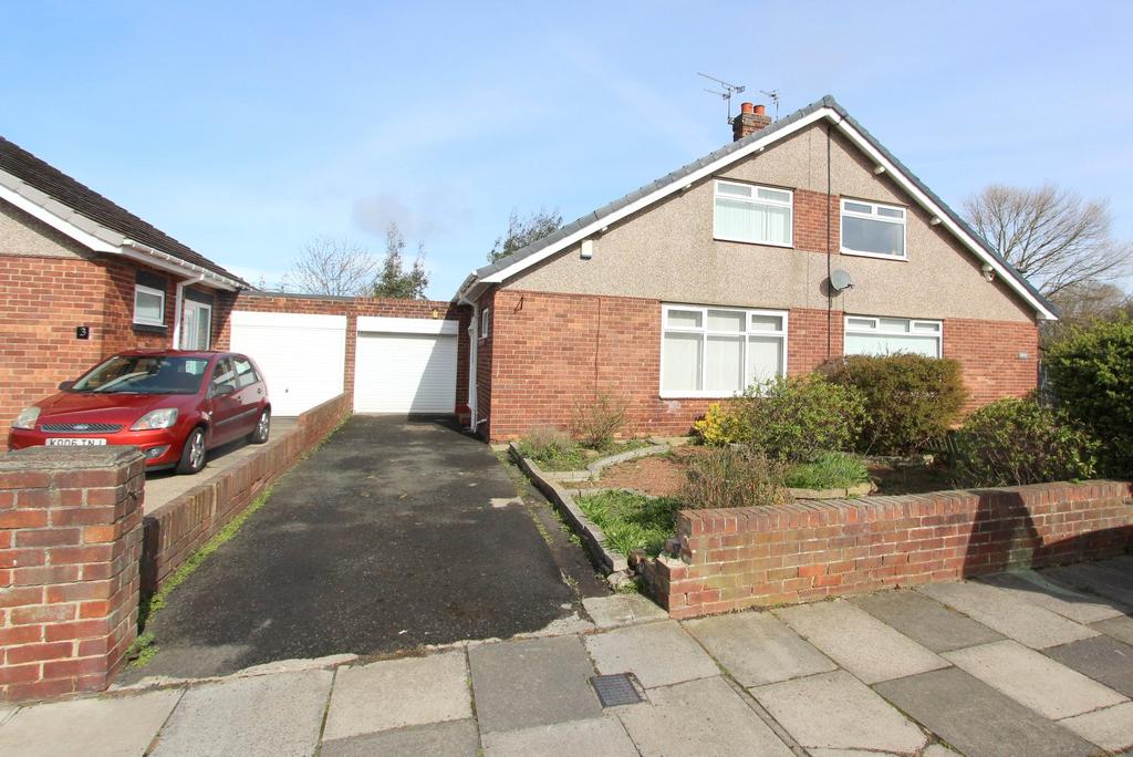 St Anselm Crescent, North Shields, NE29 2 bed bungalow for sale £185,000
